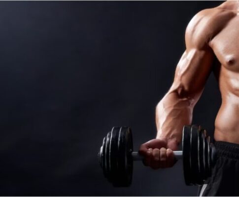 Latihan HIIT dan Dumbbell 30 Menit: Efektif untuk Semua Level